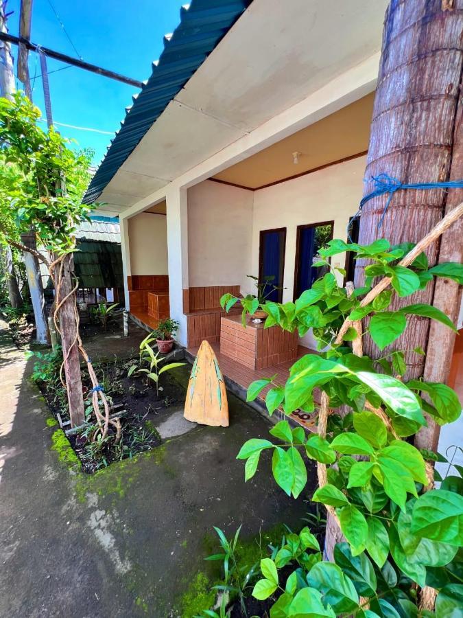 Aladdin Homestay Гили-Эйр Экстерьер фото