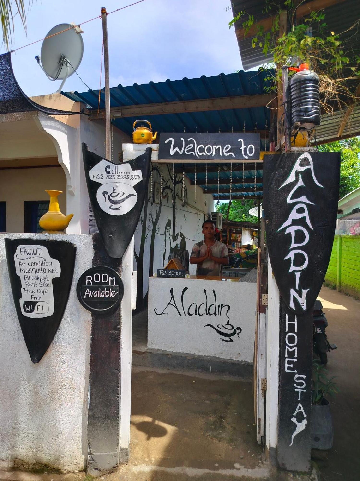 Aladdin Homestay Гили-Эйр Экстерьер фото
