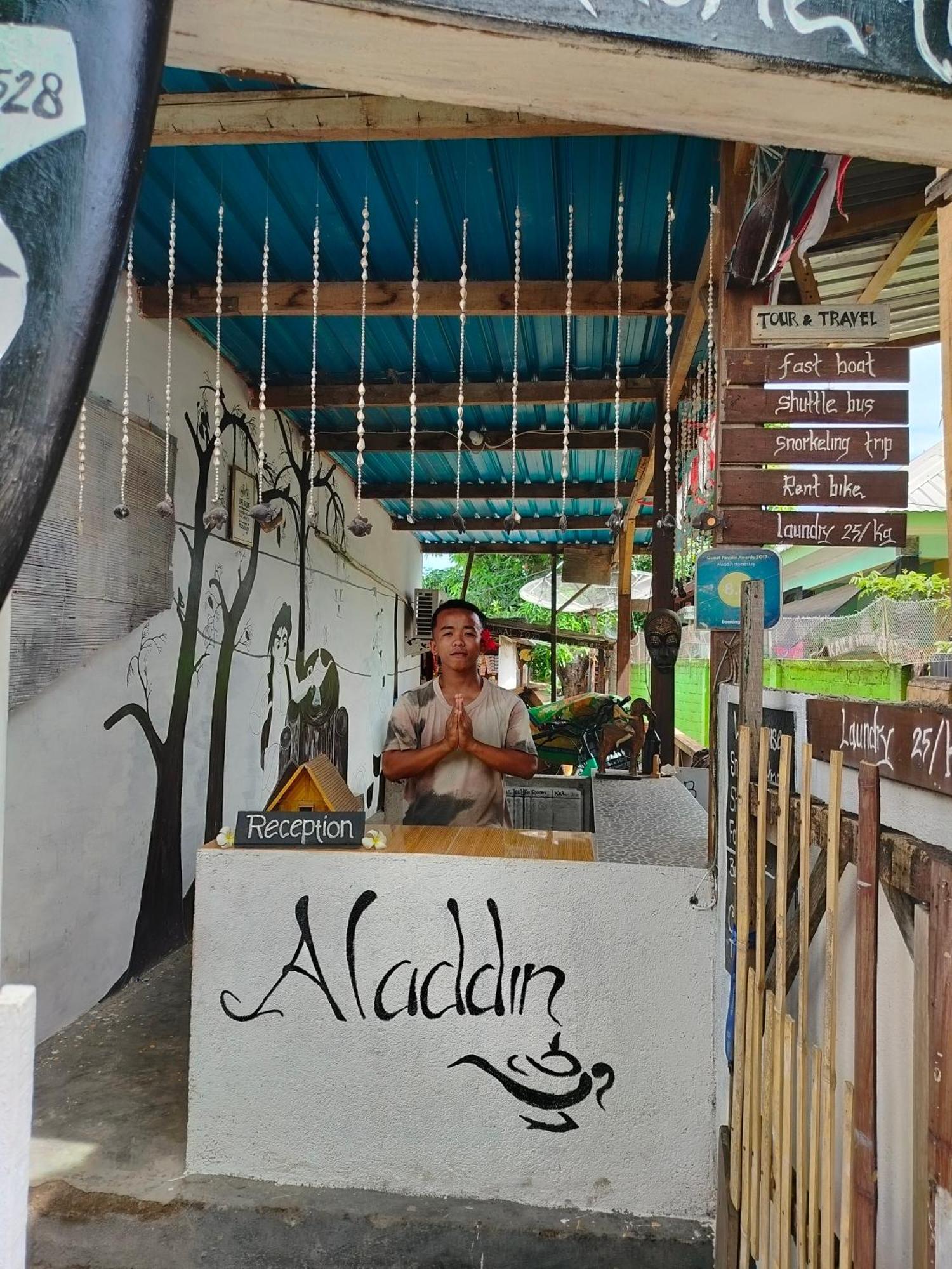 Aladdin Homestay Гили-Эйр Экстерьер фото